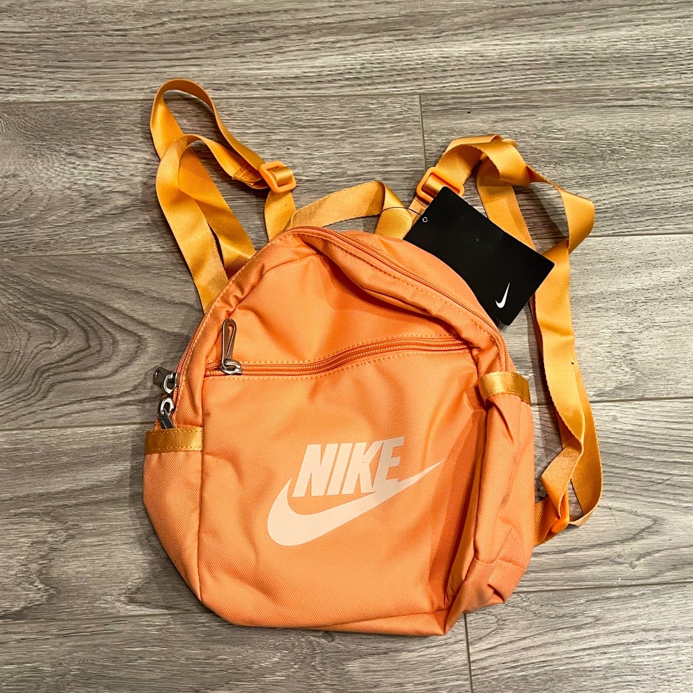 Peach Nike mini backpack BRAND NEW